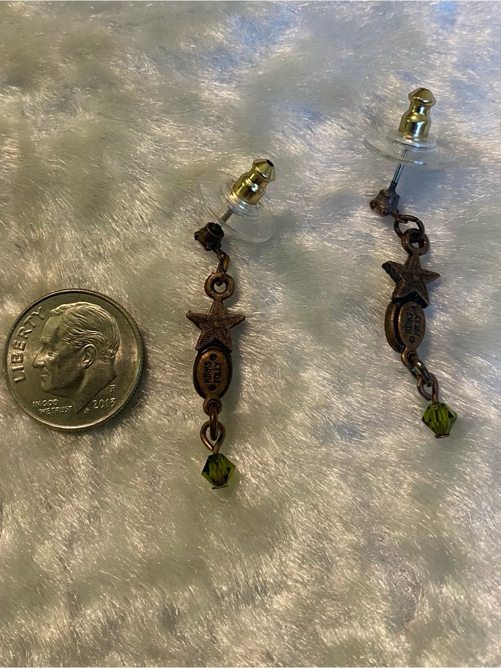 🍀VTG Kirks Folly Iridescent Star Drop Earrings with Olive Crystal Accent - Picture 3 of 3